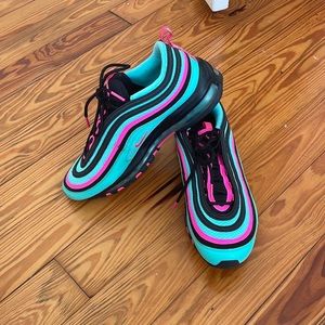 Nike Air Max 97 Shoes mens 9.5/womens 11
